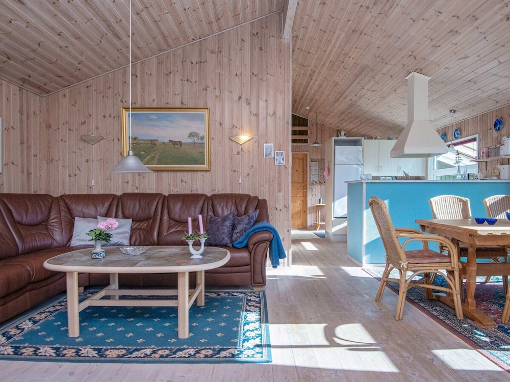 8 Person Holiday Home in Glesborg-by Traum