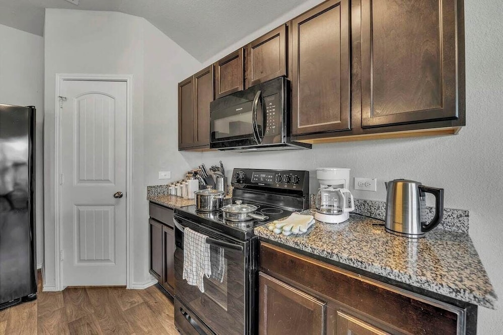 @ Marbella Lane - Polished 3BR Home in Austin TX