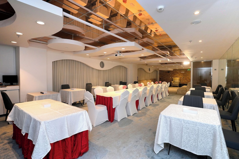 casa visio serviced hotels