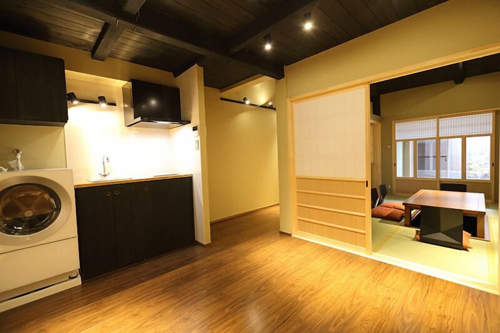 Kyoto Ikken Machiya Satoi Tetsusen Omiya Gojo