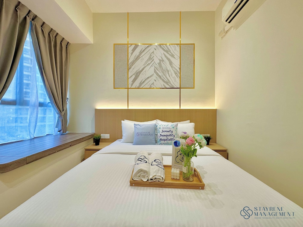 Country Garden Danga Bay Sea View Homestay by Stayrene