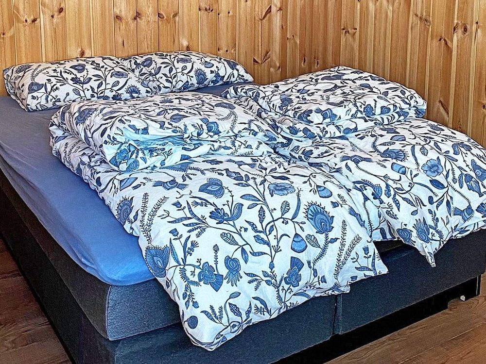 4 Star Holiday Home in Kvaløya view 2