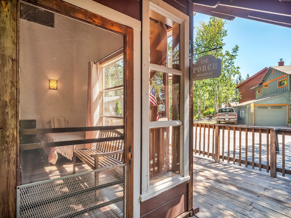 851h Tahoe Classic Cabin Near The Beach 2 Bedroom Cabin