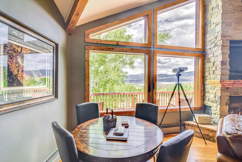 Private 5 Acres w/ Mtn Views: Park County Cabin!