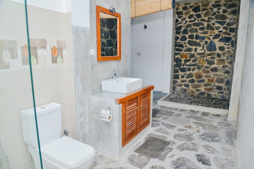 Unawatuna Nature Villa