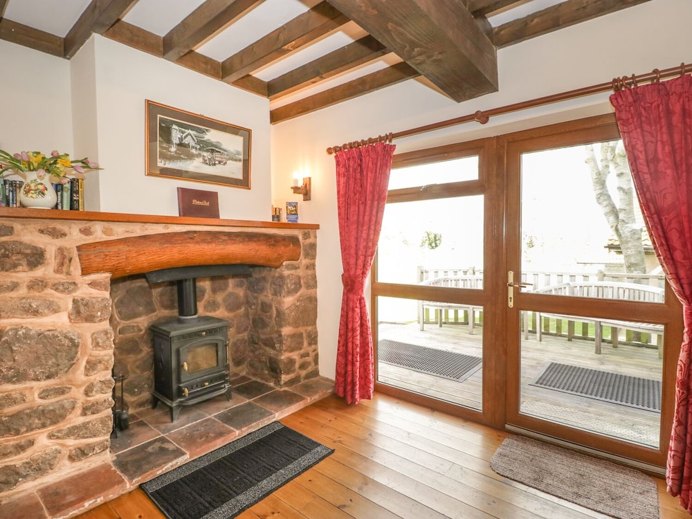 Ash Lodge