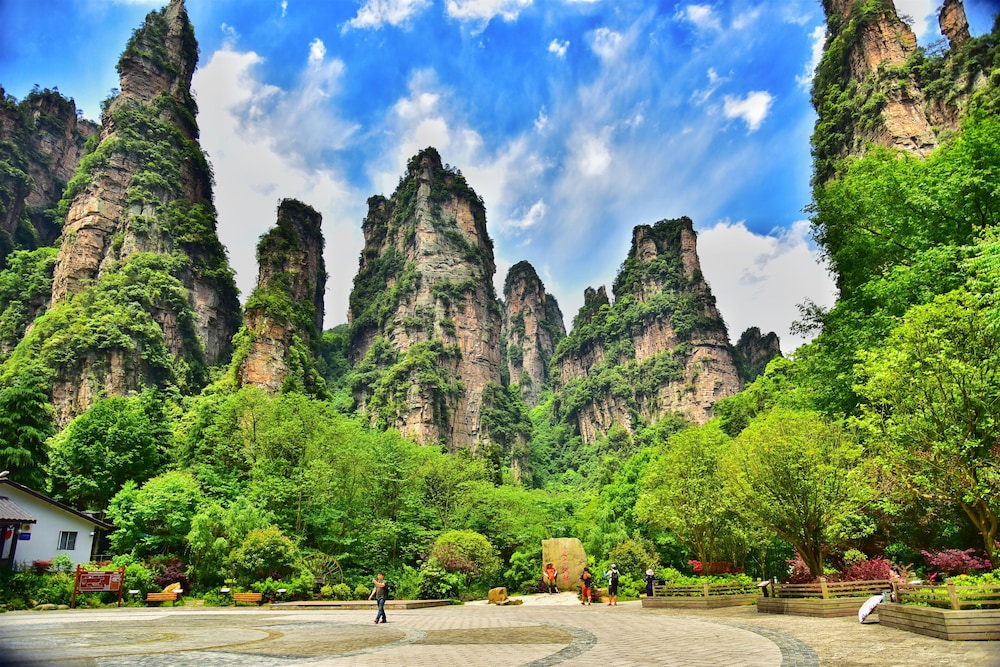 Zhangjiajie Valley Love Holiday Hotel