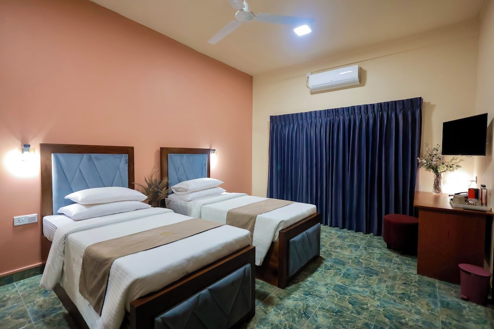 Limeshine Airport Transit Residence
