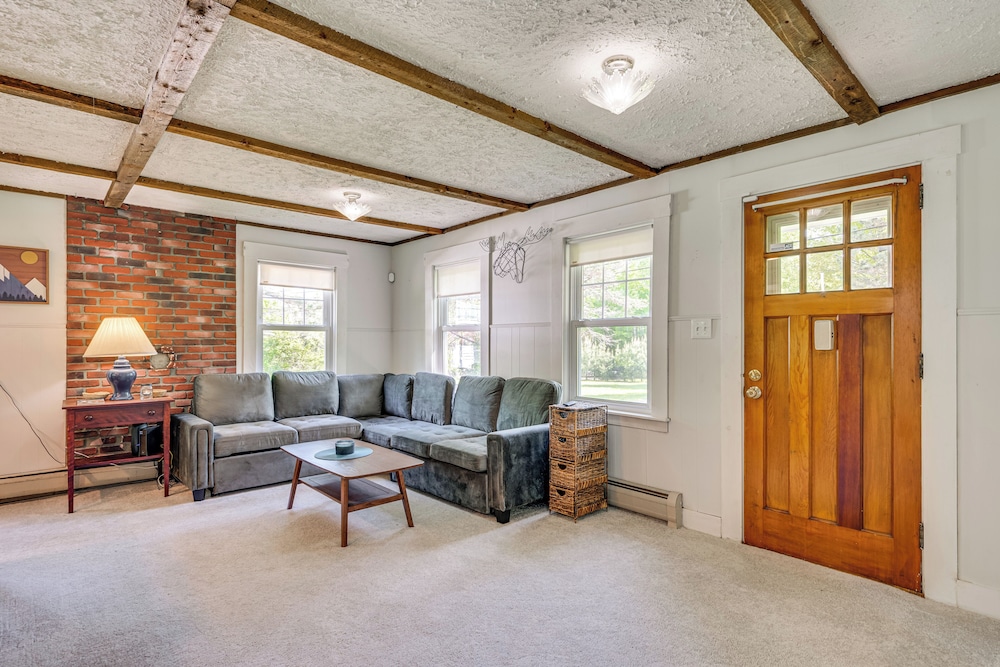 Cozy Cottage: Near Ski Bretton Wood & Franconia