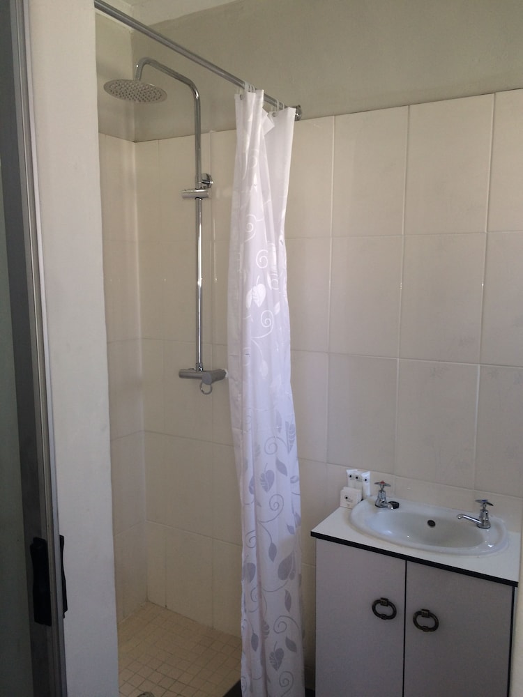 Seamless Bed and Breakfast view 4