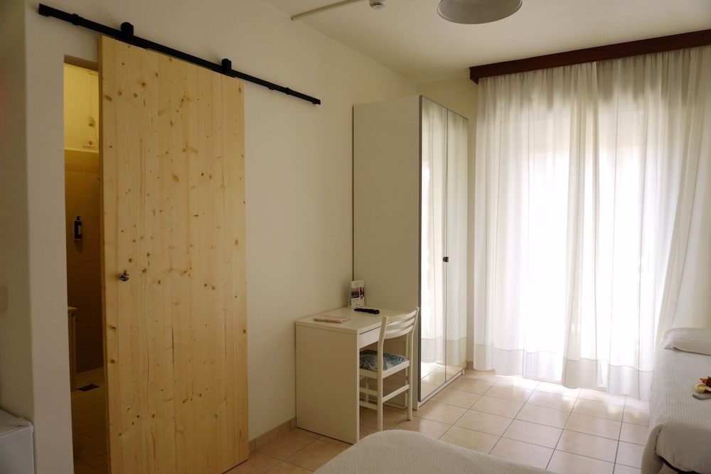 Le Petit Hotel