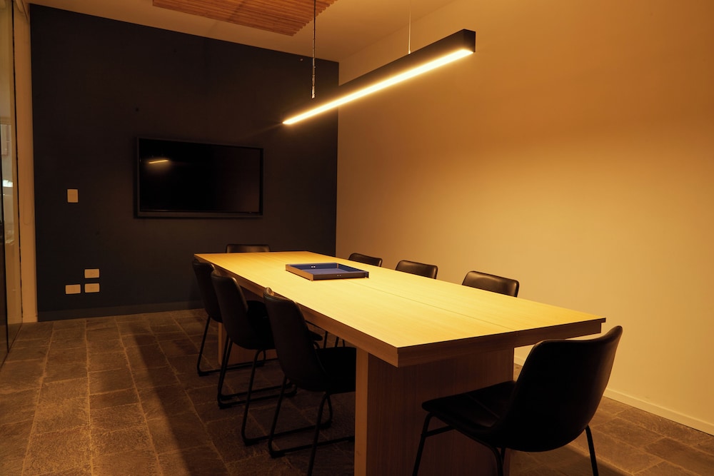 meeting & event spaces