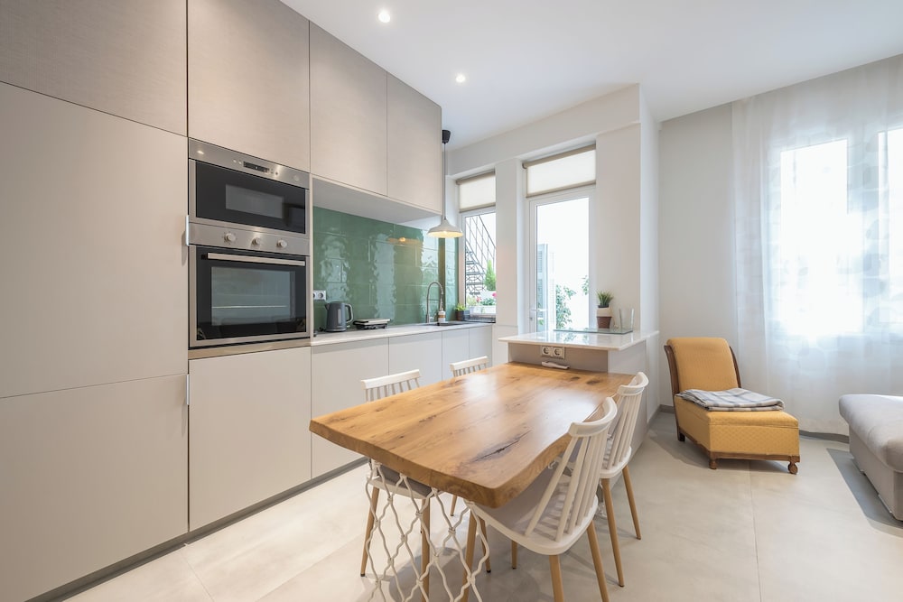 Stunning Design 1BR Secret Garden