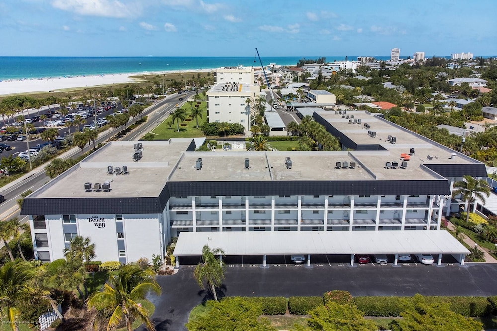 Beach Way With Ocean Views