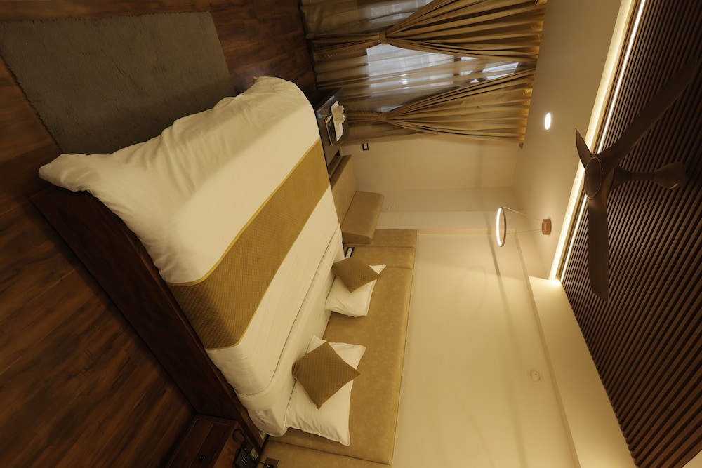 Hotel Amar Palace
