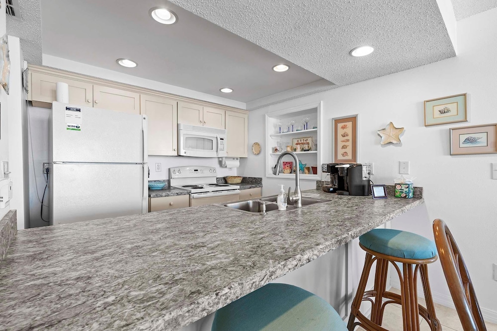 Smyrna Beach Club 607a