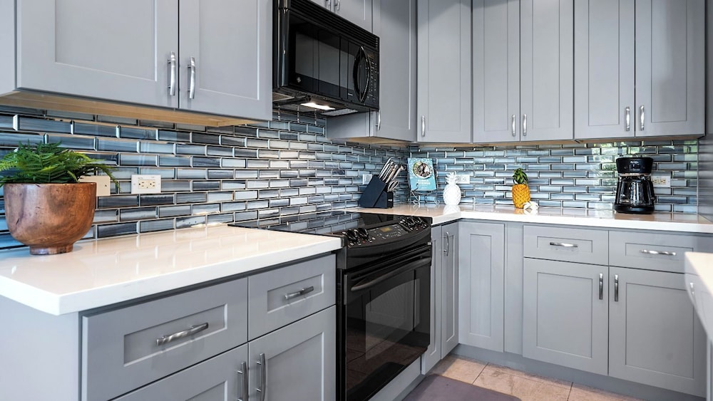 Luxury - Gated Community - Experience Paradise! - Vrkcv