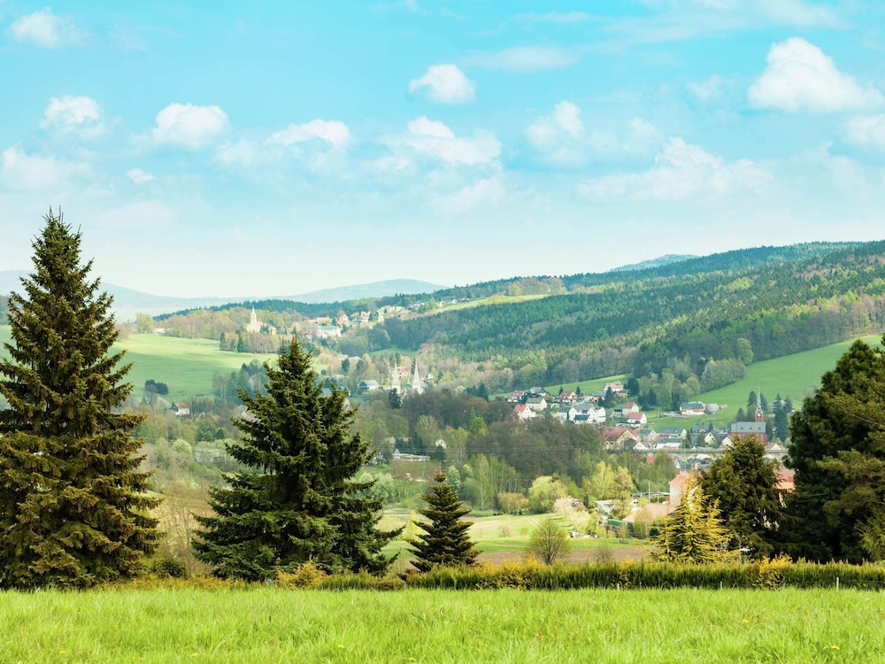 Vacation Home With Terrace in Schirgiswalde