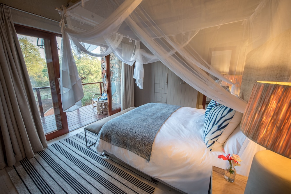 eKhaya Bush Villa