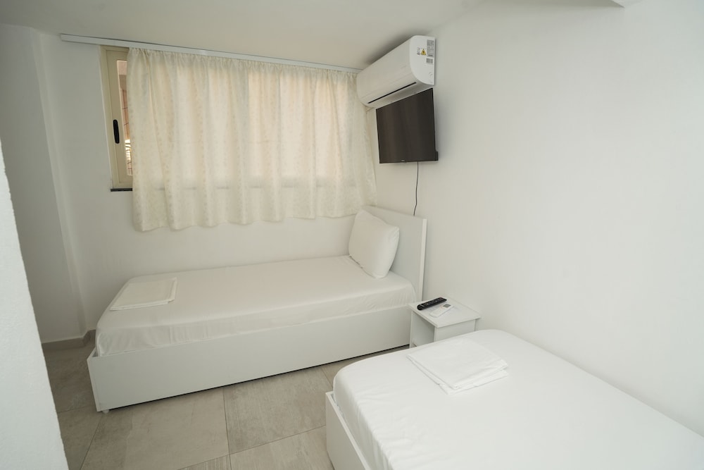 Enles Hotel