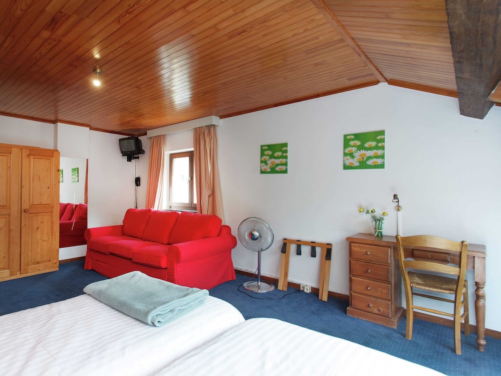 Group Getaway With Sauna view 5