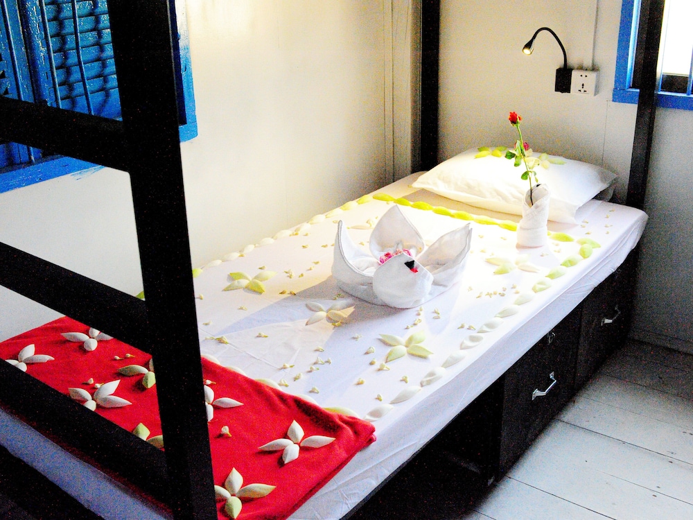 Kafu Hostel & Pool