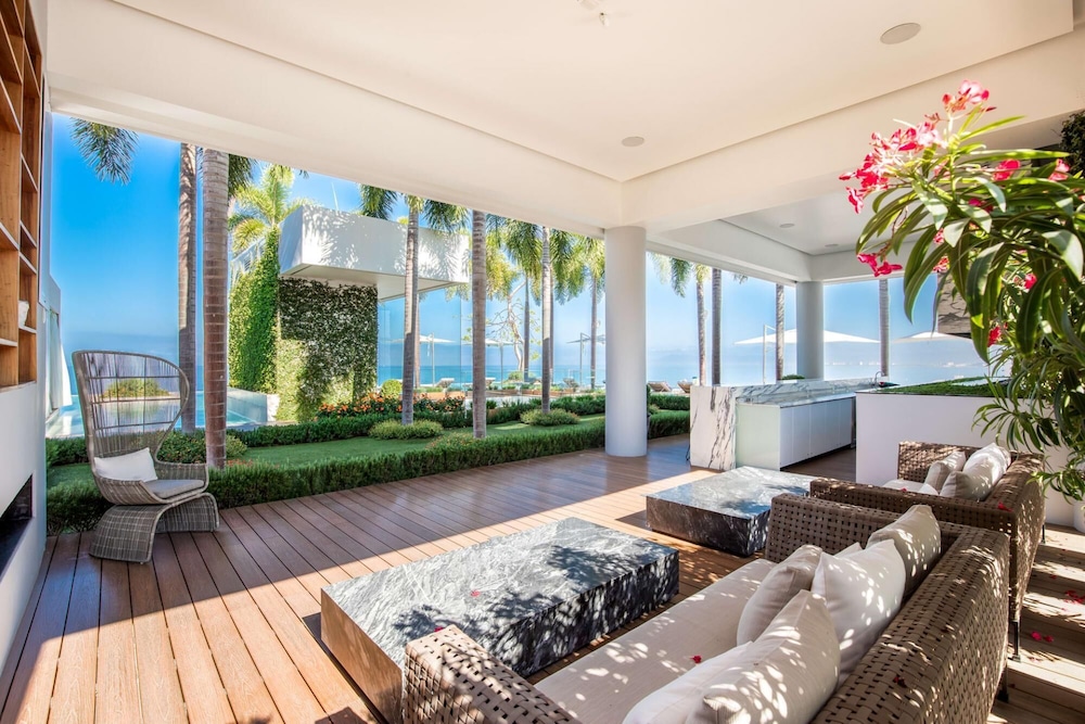 Ocean View Best Rooftop Pool In Romantic Zone view 5
