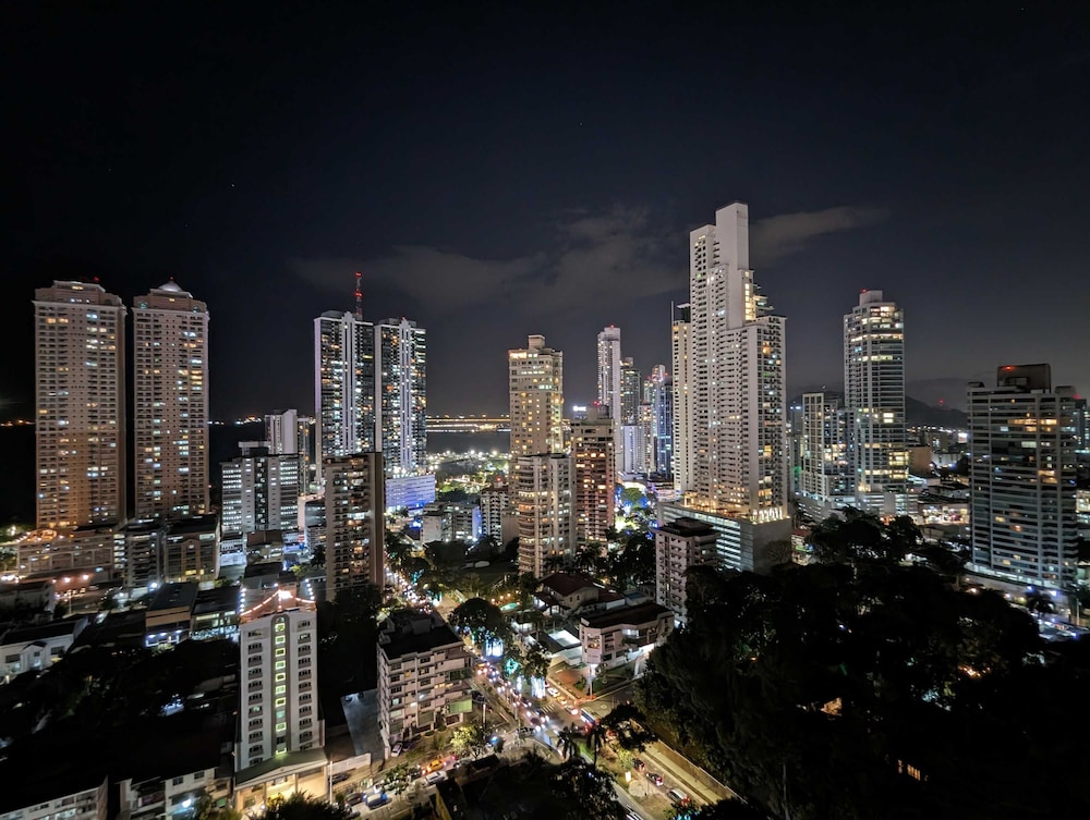 w Elegant 1BR w Bay View in Calle 50