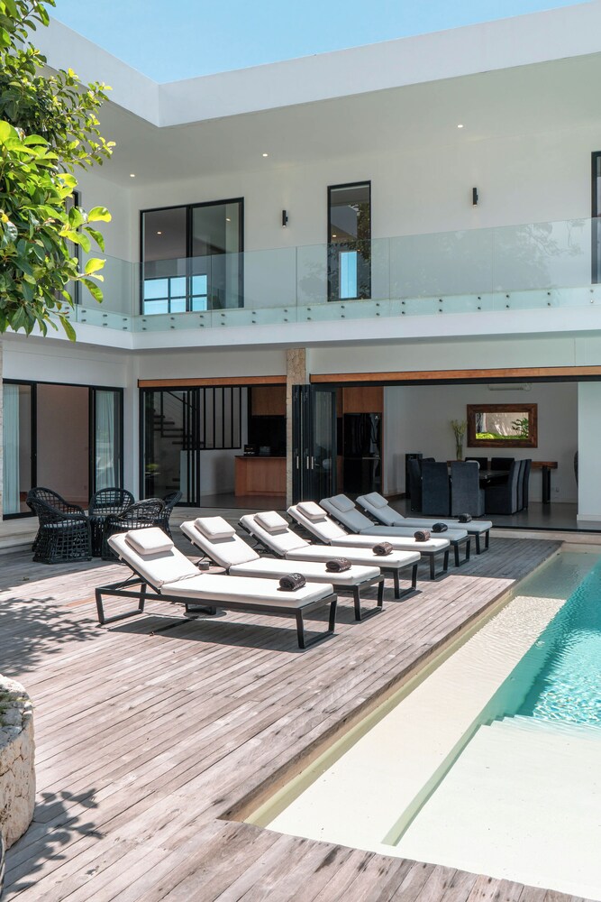 Villa Namaskar