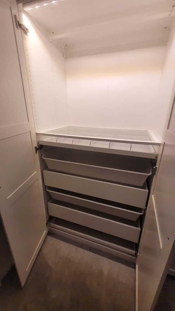 3 Bedroom, Sleeps 6, Free Parking