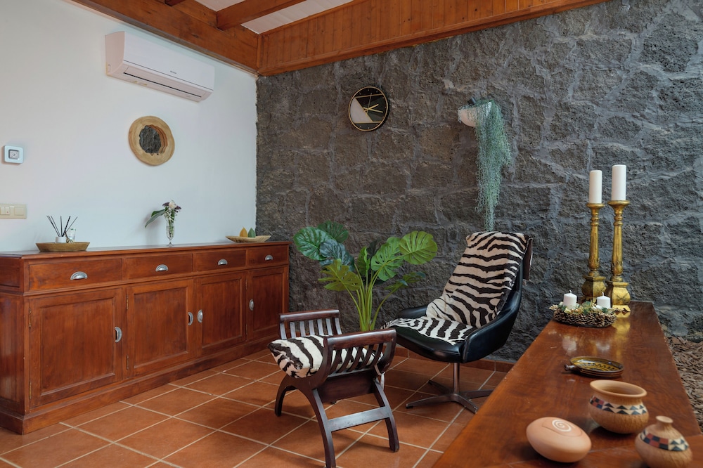 Boutique Boho Glam Villa With Private Pool