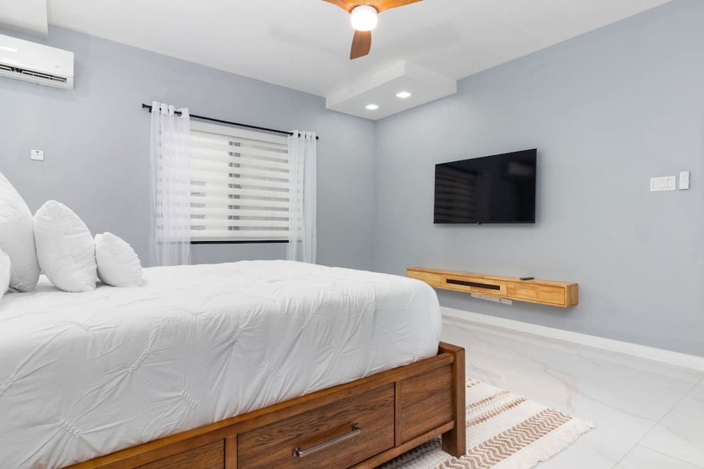 Coastal Escape in Riviera Tower Isle Beach Nearby