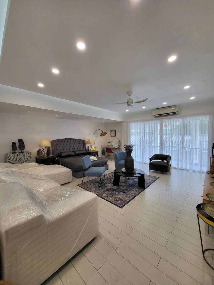 Luxury Tropical Bungalow in Damansara Golden Core