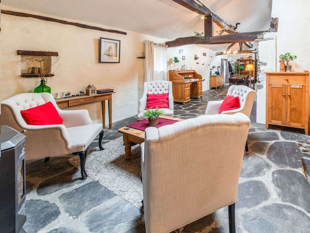 Characteristic Holiday Home in Cherain With Balcony