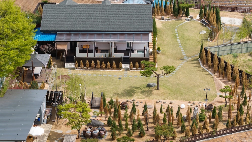 Boeun Pension at 77 Igashinjeong-gil