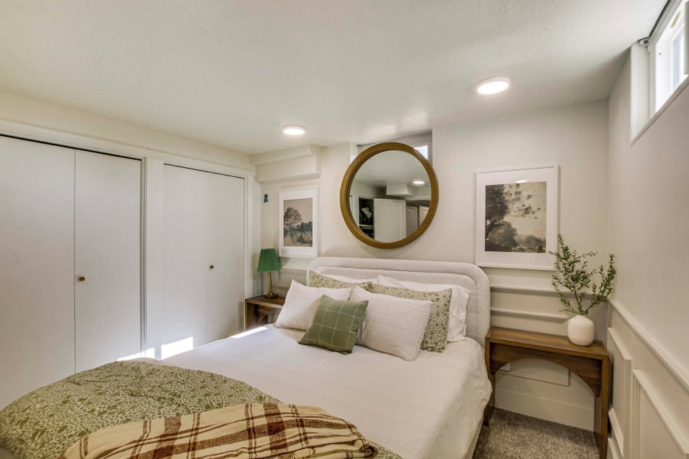 Ski, Hike & Relax: Ogden Apt w/ Patio!
