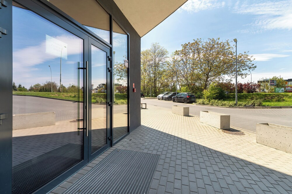 Elegant Apartment Rzeszów by Renters