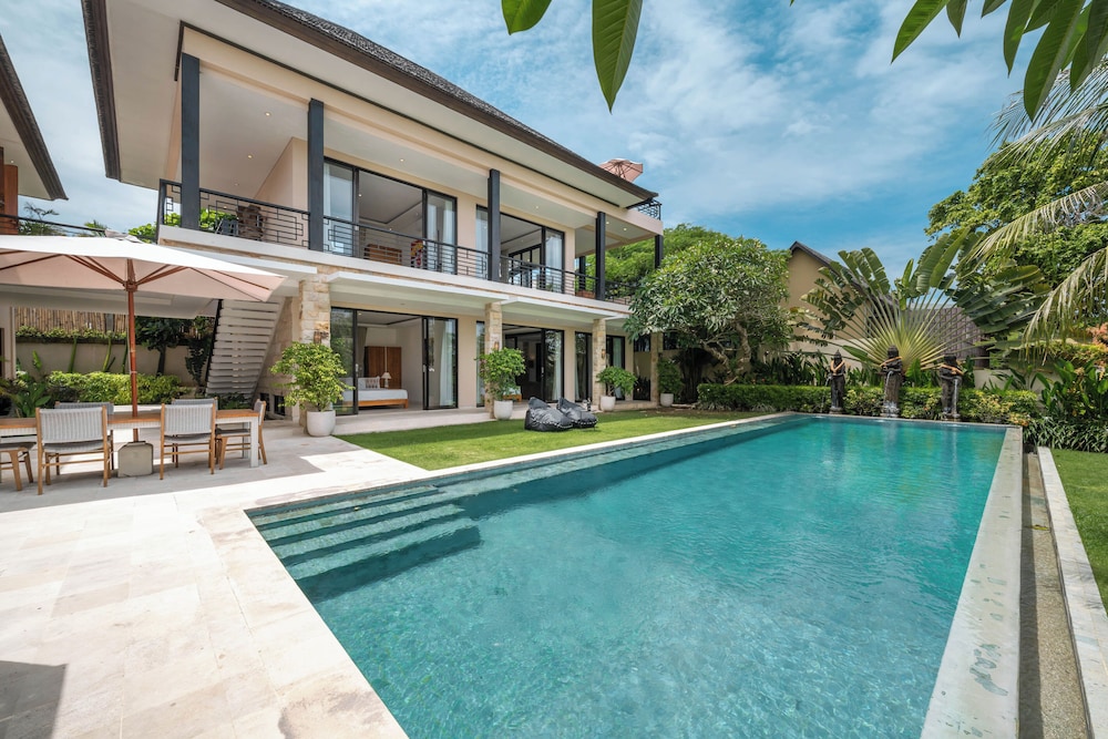 Luxury Beach Canggu-0