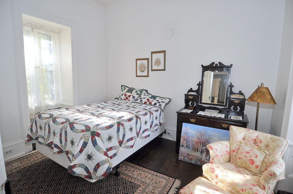 Manor at Berkeley Springs - Property Image 28