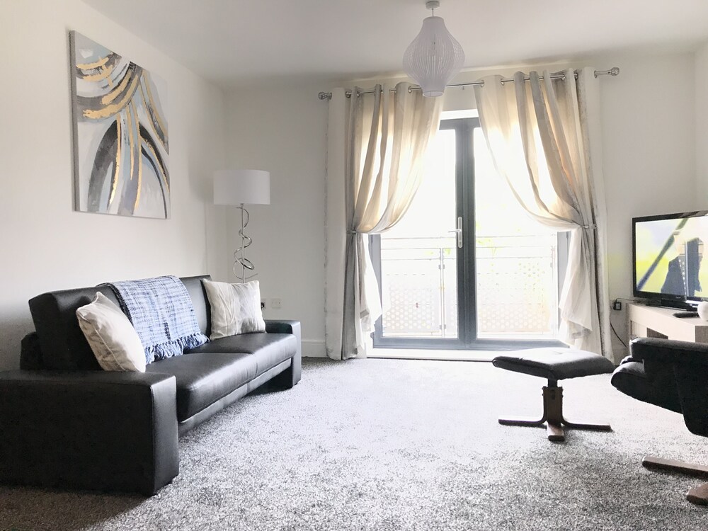 Grand Central Apartments, Centro