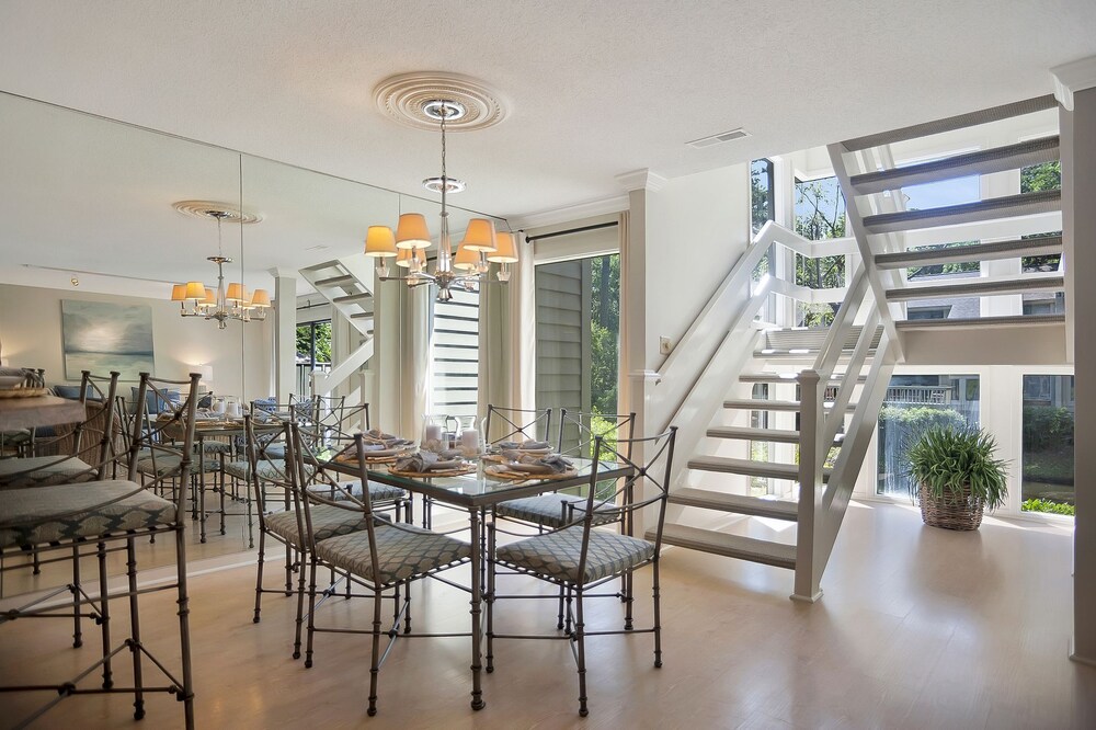 2449 Inland Harbour at The Sea Pines Resort