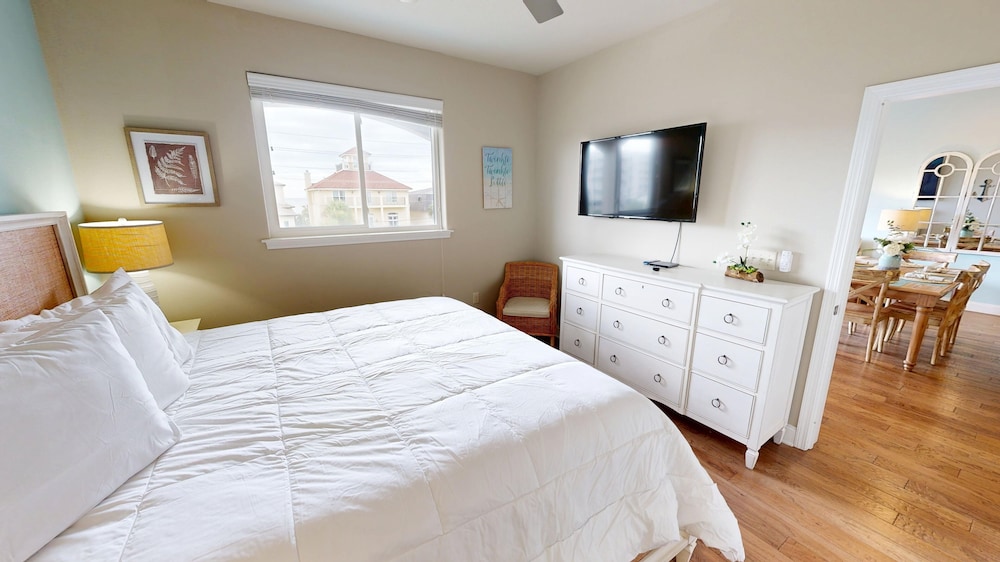 Alerio 301c 3 Bedroom Condo