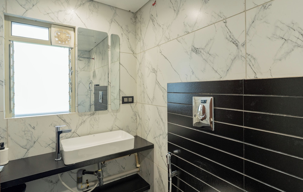 Alaya Stays - Imperial Calista 4BHK near Khandala Hills
