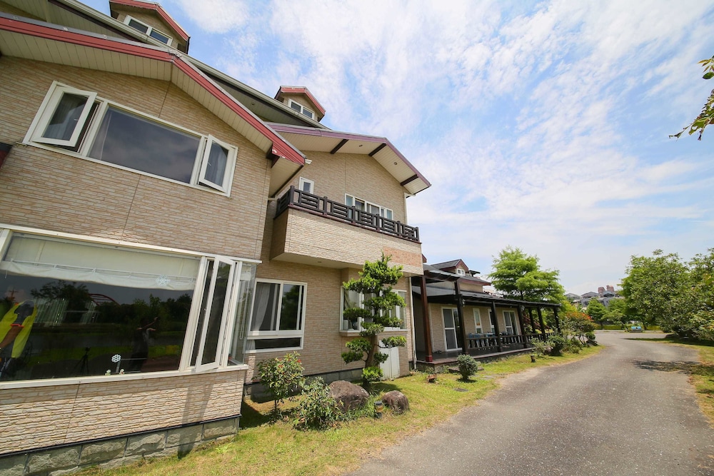 Dong Shan He B&B