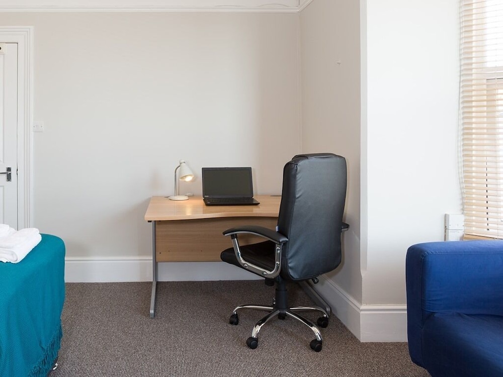 Orchard Garden Apartment