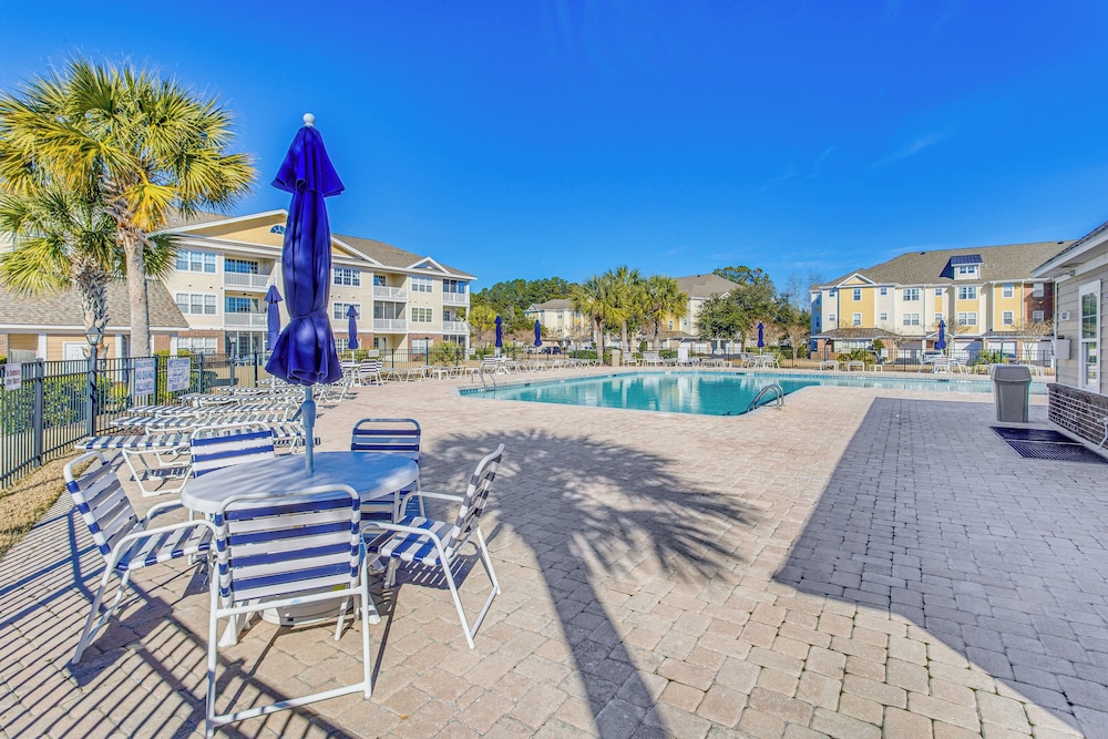 Beach Shuttle & Pool: North Myrtle Beach Condo!