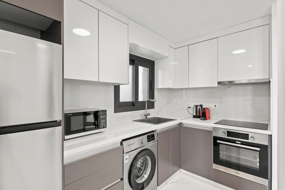 Maestro City Apartments