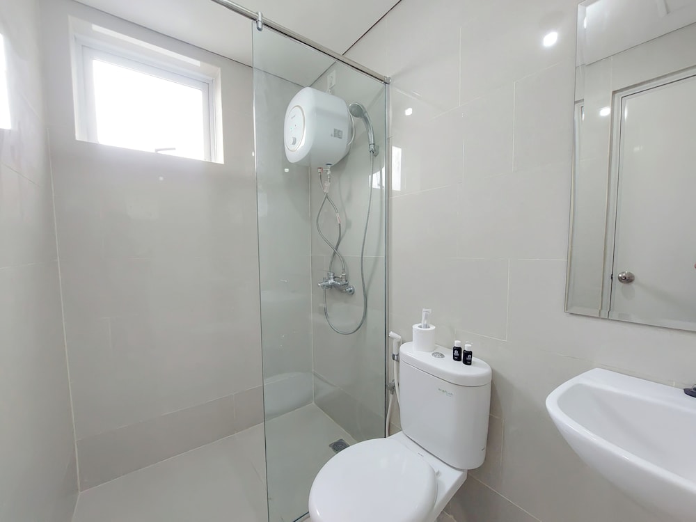Good Place And Homey 2Br At Podomoro City Deli Medan Apartment