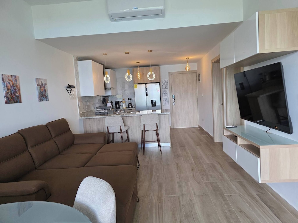 Oasis Turquesa Punta Cana Crystal Lagoon