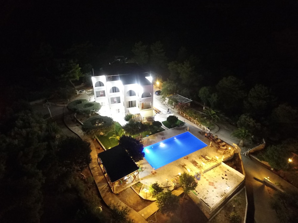 Villa Agnanti